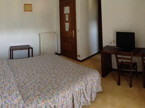 Triolet 3*