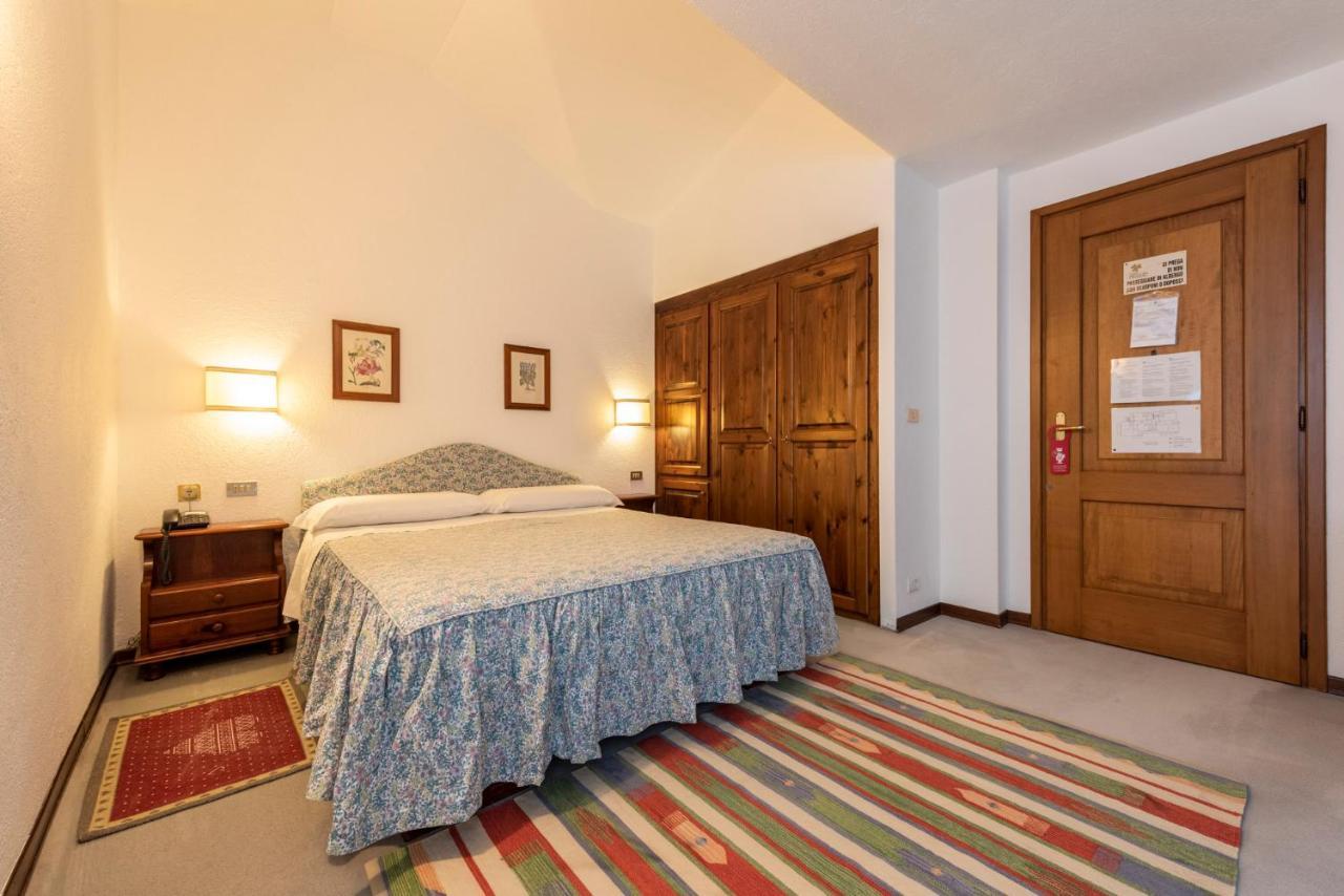 Triolet Hotel 3*